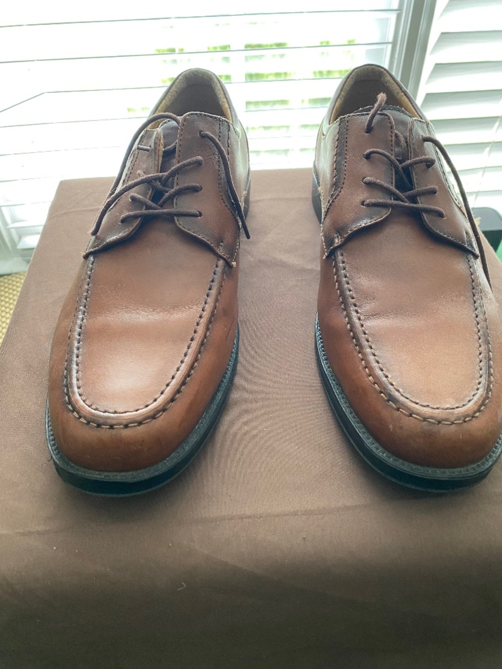 Mens shoes